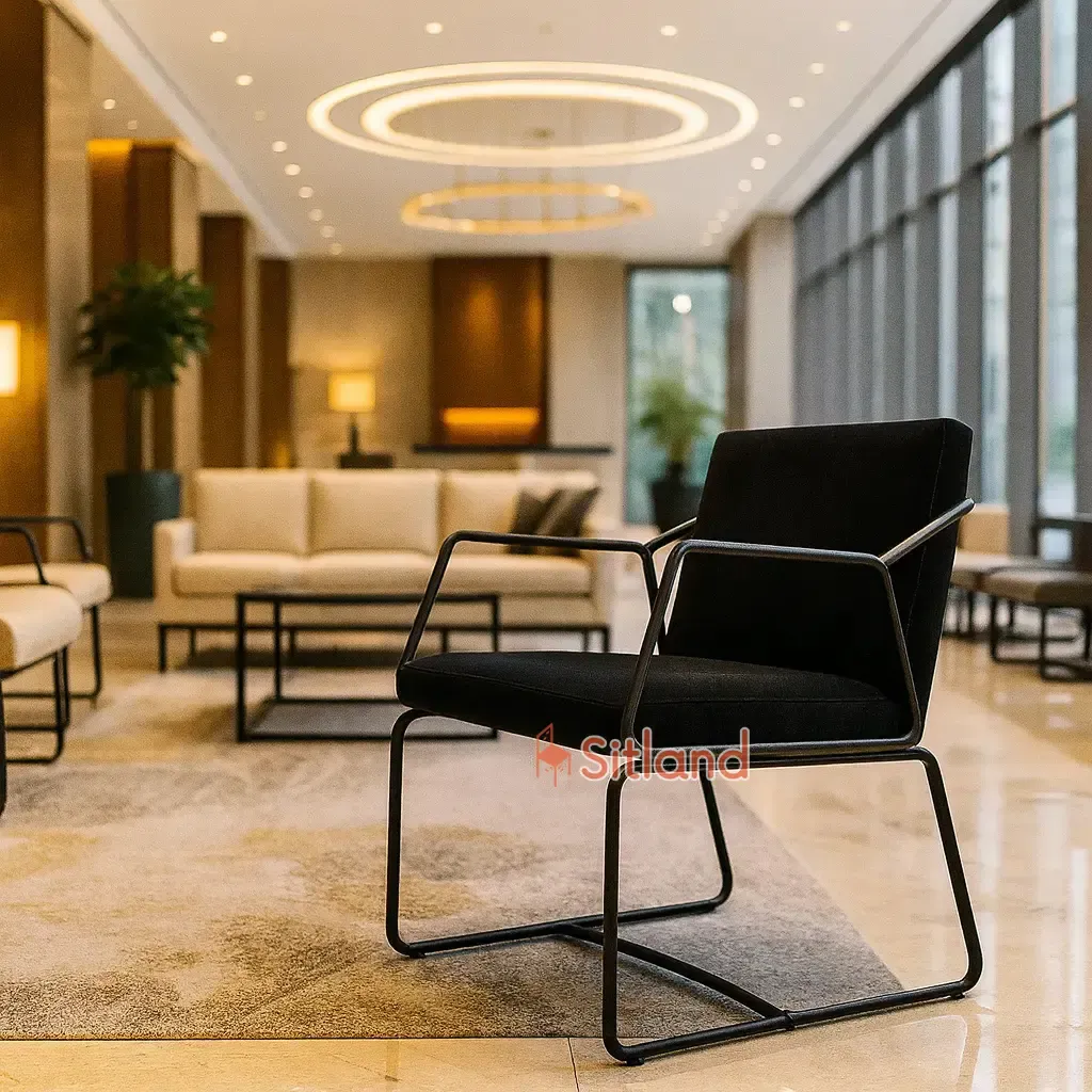 مبل مینیمال تک نفره سالید با فریم فلزی | قابل سفارش با روکش چرم یا مخمل در رنگبندی متنوع | با گارانتی3ساله در فروشگاه سیتلند